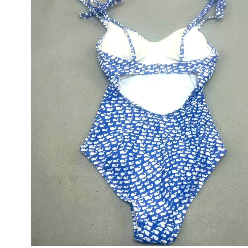 Vineyard Vines Target sz 2X one piece swimsuit